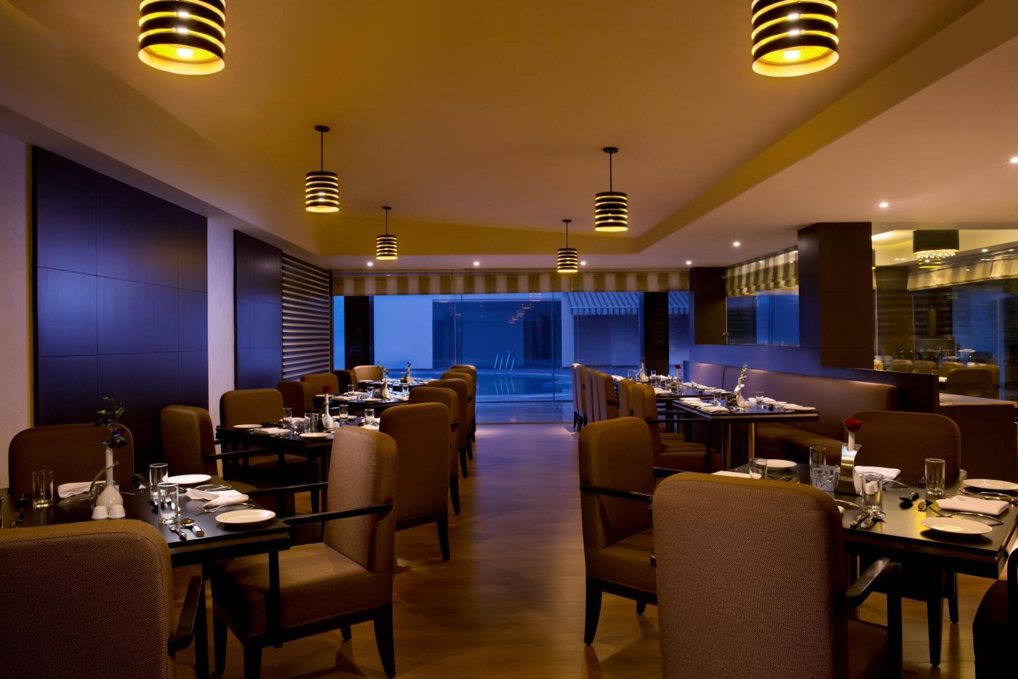 Hotel Golden Tulip Bhiwadi Exteriér fotografie