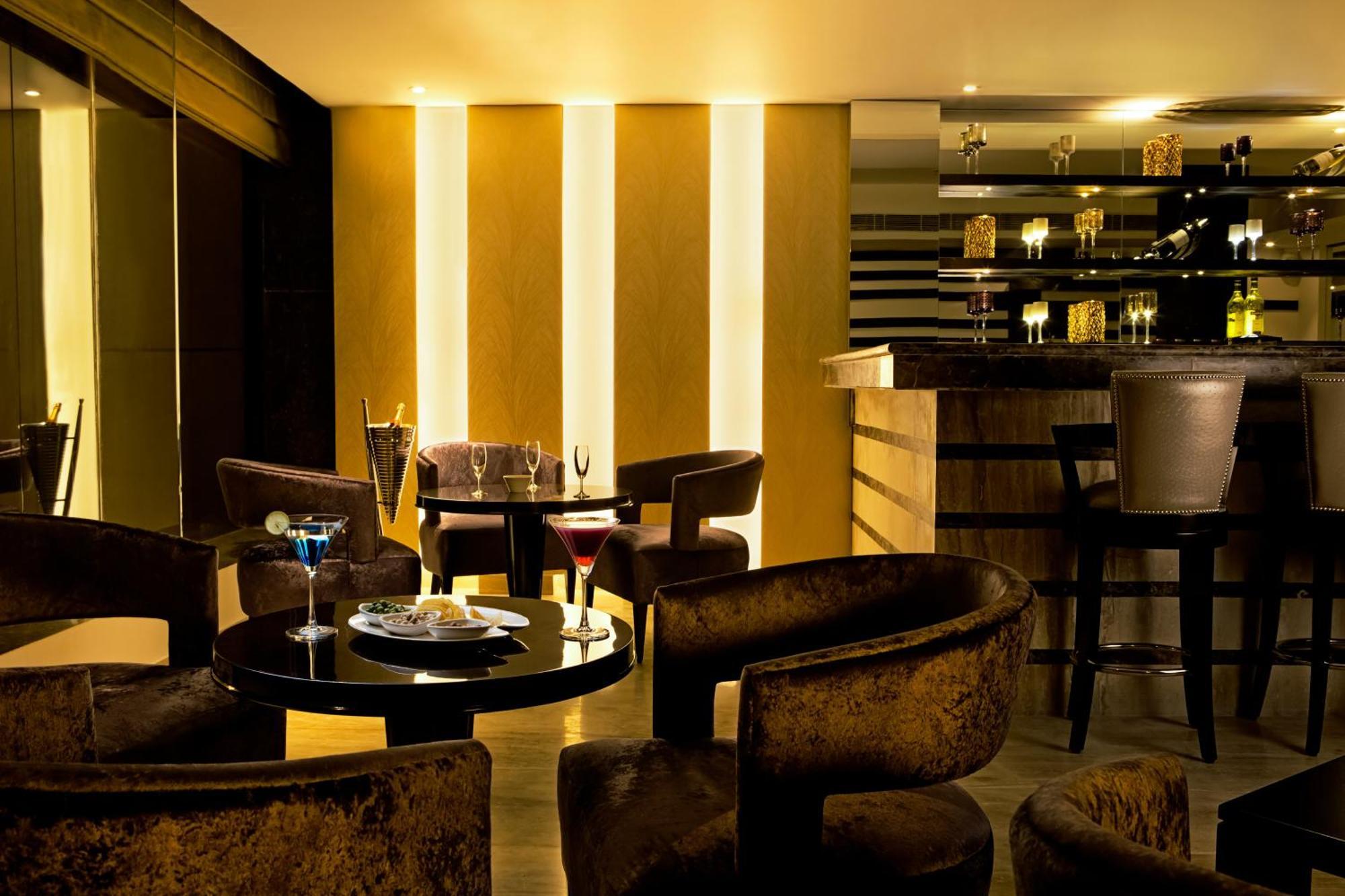 Hotel Golden Tulip Bhiwadi Exteriér fotografie