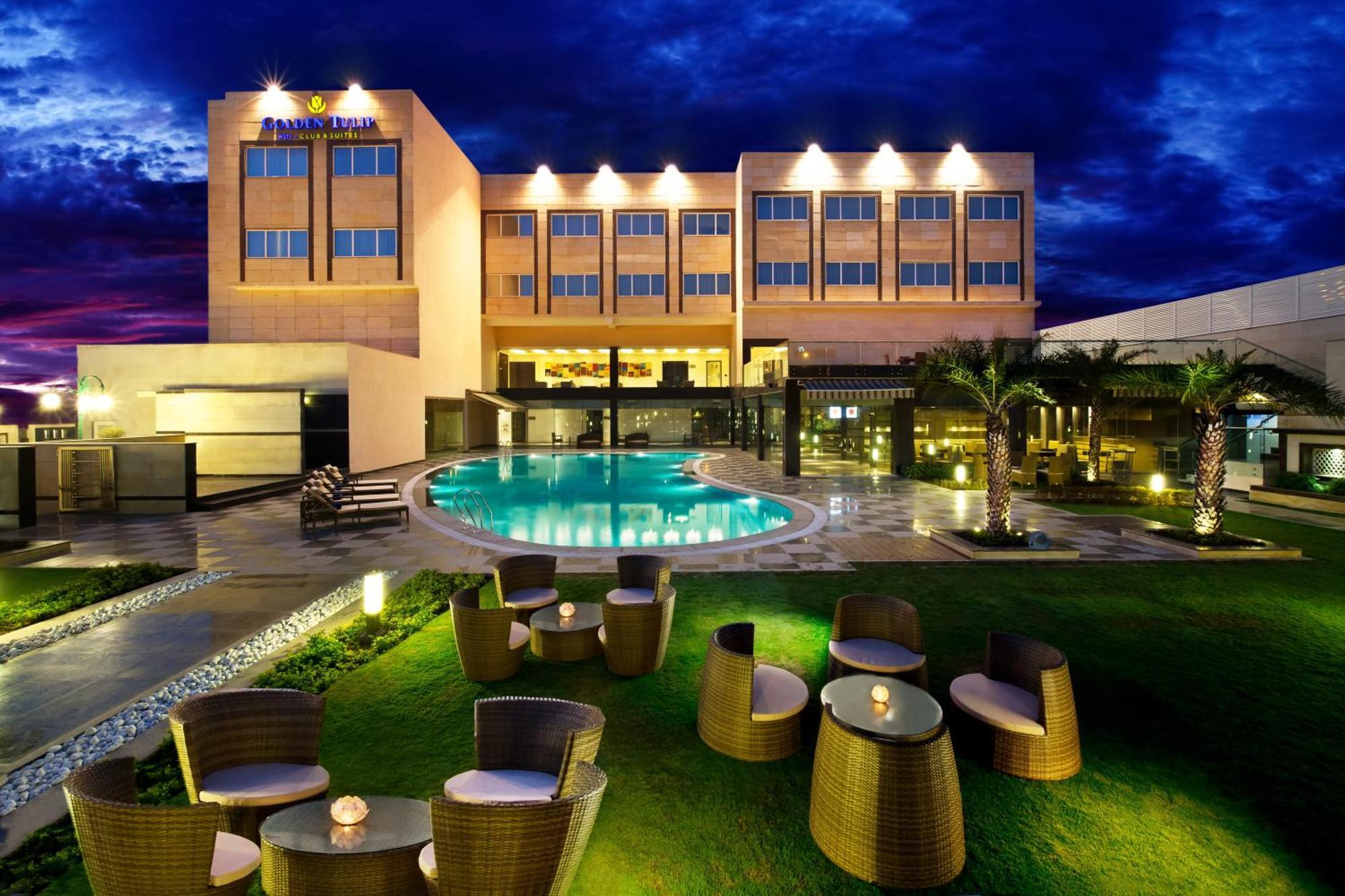 Hotel Golden Tulip Bhiwadi Exteriér fotografie