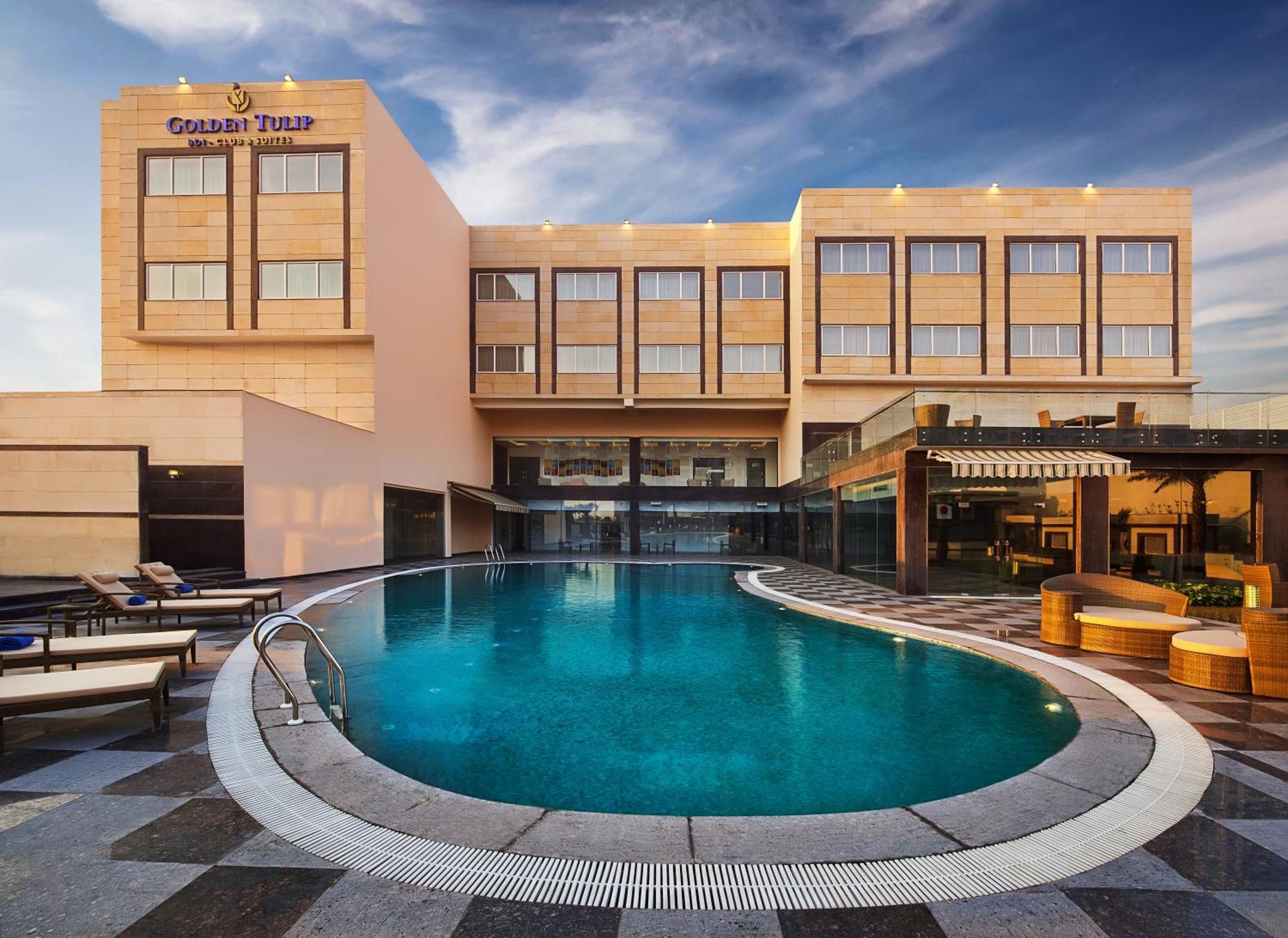 Hotel Golden Tulip Bhiwadi Exteriér fotografie